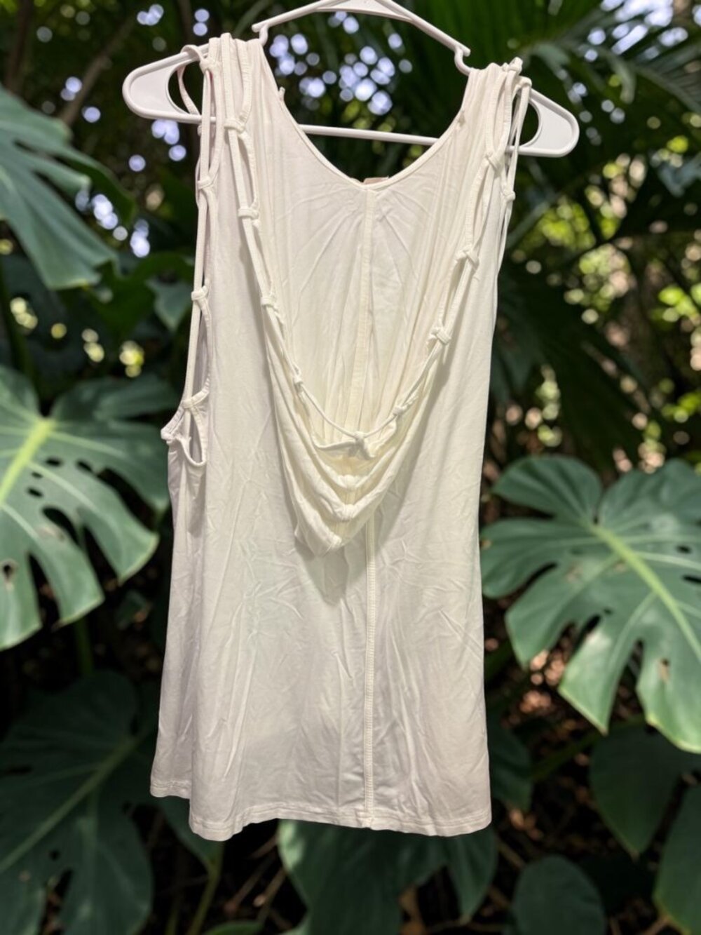 POL Medium Sized Sleeveless Hoodie - Picture 4 of 5